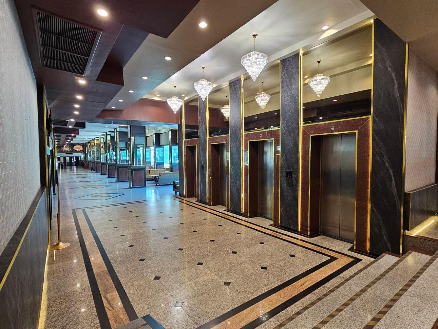 บูติค ซิตี้ แอนด์ บราโว โฮเทล พัทยา โรงแรม Pattaya